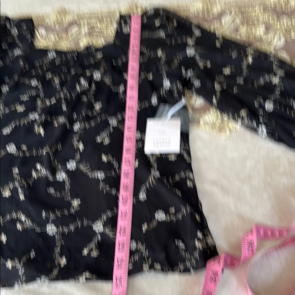 LC Lauren Conrad Black and White Relaxed Long Sleeve Blouse - Picture 6 of 10